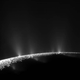 Enceladus’ south polar plume is shown spraying water vapor and icy particles off into space in this Cassini photo. Image: NASA/JPL/Space Science Institute